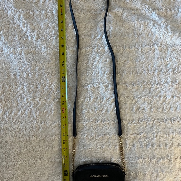 Michael Kors Purse - Picture 13 of 13